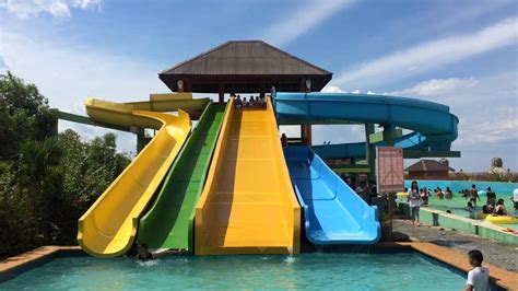 2:25 ramayana water park recommended for you. Slide @ Aquatica MArina Water PArk - YouTube