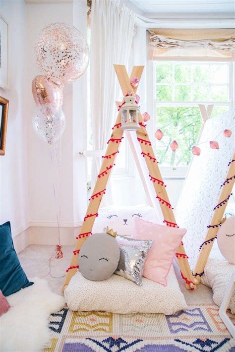 The Ultimate Girly Sleepover Party In London With Rose Gold Confetti