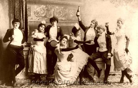 Saloon Style Women Dance Hall Girls 1893 Vintage Lesbian Saloon
