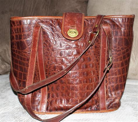 Vintage Brahmin Brown Leather Croc Embossed Bucket Purse Handbag