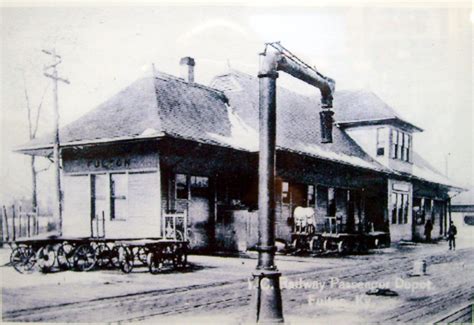 Illinois Central Railroad Depot Fulton Ky 1 Enhanced Pi Flickr