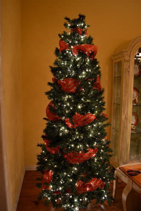 Kristens Creations Decorating A Christmas Tree With Mesh Ribbon