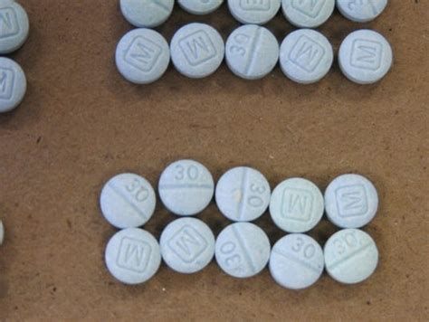 Online Opioids Easy To Get Hard To Curb
