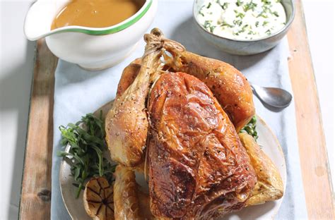 Skip the hassle of cooking easter dinner this year with these amazing ways to get easter dinner delivery. Easter recipe inspiration