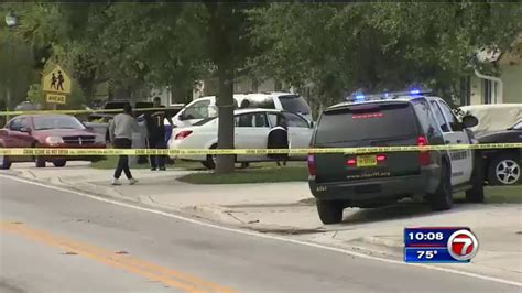 Teen Struck By Hit And Run Driver Near Pompano Beach School Wsvn 7news Miami News Weather
