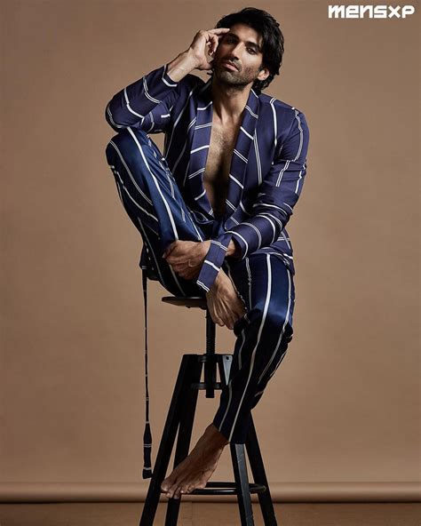 Shirtless Bollywood Men Aditya Roy Kapur Strikes A Pose Model Turned Vj Turned Actor In