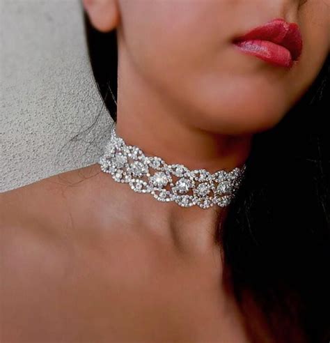 2021 Lager Rhinestone Choker Bridal Celebrity Trendy Choker Necklace