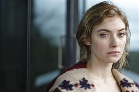Imogen Poots Bouquet Of Barbed Wire