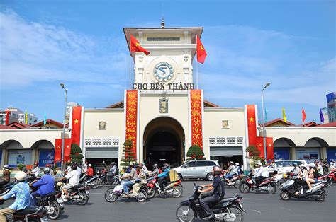 Ben thanh and its surrounding streets comprise one of hcmc's liveliest areas. Top 05 Vietnam markets that're worth visiting for ...