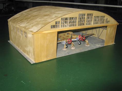 The Miniatures Man Hangar In 172 Scale