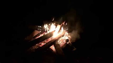 Campfire With Crackling Firewood Youtube