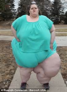 Worlds Fattest Woman Slims Down So She Can Dance All Night For