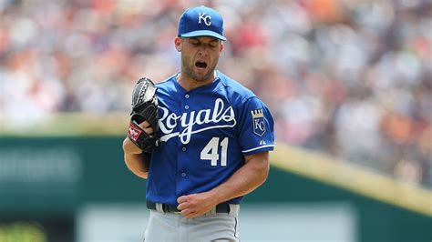 Royals Tigers Danny Duffy Carries No Hitter Into The Sixth