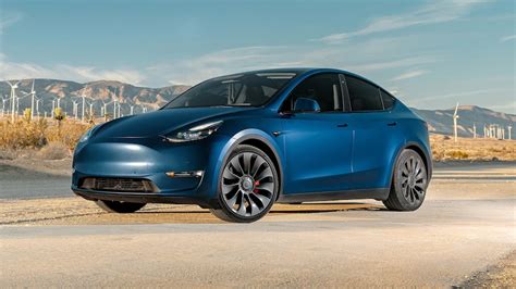 2022 Tesla Model Y Buyers Guide Reviews Specs Comparisons