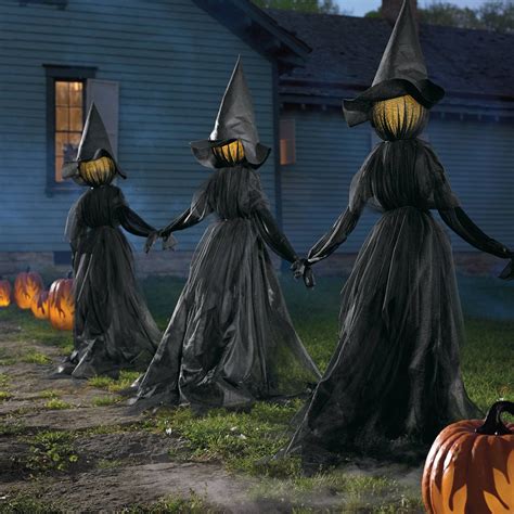 Creepy Illuminated Halloween Yard Witches