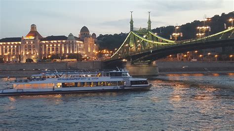 Budapest Pm Cruise Budapest River Cruise