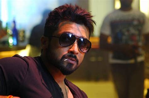 It stimulates your whole body and is a prayer of gratitude toward the sun. Anjaan (2014) Movie FirstLook Images Photos Gallery In HD - Actor Surya Masss Movie First look ...