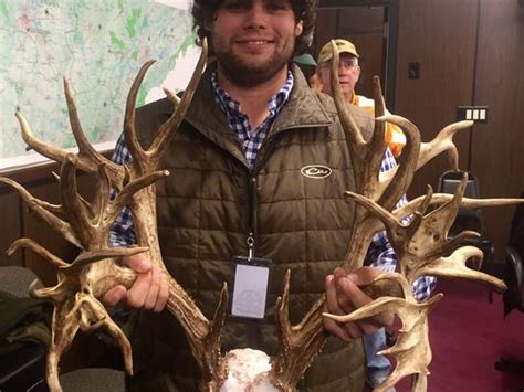Deer Killed In Tennessee To Be Certified A World Record