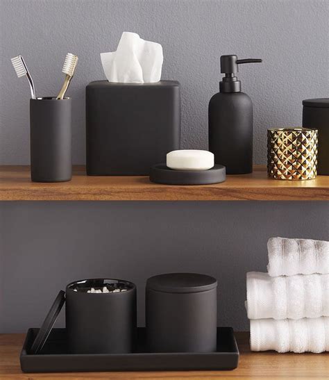 Browse delta bathroom accessories including towel bars, towel rings, soap or lotion dispensers and more to allow you to coordinate your entire bathroom. 13 Ideas For Creating A More Manly Masculine Bathroom ...