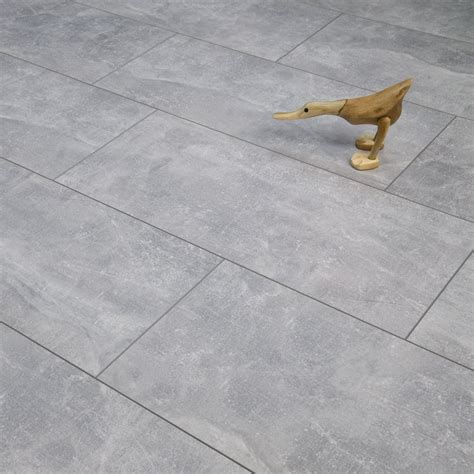Light Grey Tile Effect Laminate Flooring Flooring Tips