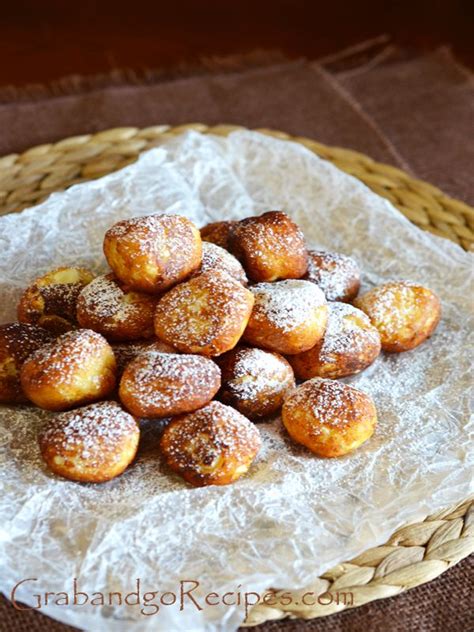Check out this blog, and discover favorite desserts for christmas in europe. SYRNIKY (SWEET RICOTTA BALLS)-Сырники печенье - Russian ...