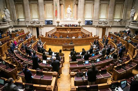 Um humanismo integral e solidário. Covid em Portugal: Governo discute novas medidas esta ...