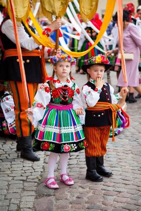 Łowicz Central Poland Image Via Folkstar Polish Folk Costumes