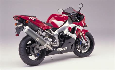 Page 3 2000 To 2001 The World Is A Curve Second Generation R1yzf R1