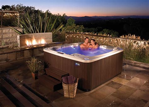6 Person Hot Tubs By Hot Spring