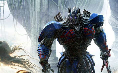 Transformers The Last Knight Optimus Prime New Poster