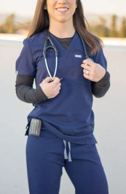 27 Trendy Medical Scrubs For Women Fashion Nurse Outfit Scrubs