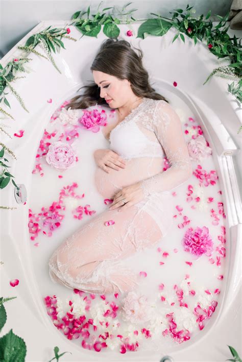 Milk Bath Maternity Photos Virginia Wedding Photographer Audrey Rose Photography