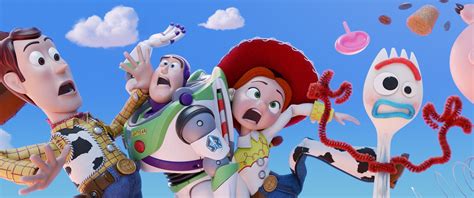 Toy Story 4 Woody Buzz Lightyear And The Whole Gang Return In The