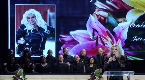 Beth Chapman Memorial Service In Hawaii — Photos From The Funeral