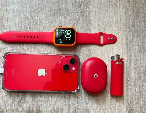Iphone 14 Product Red Riphone14