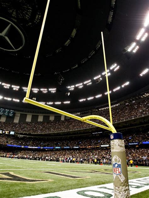 35 Foot Nfl Goal Posts Present New Manufacturing Challenges