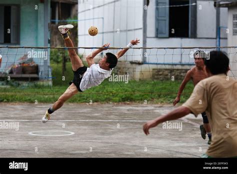 A Sepak Takraw Game In Hsipaw Myanmar Stock Photo Alamy