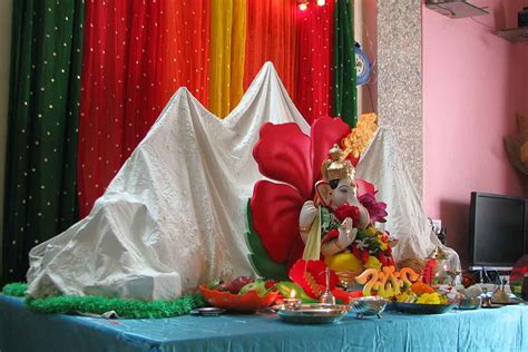 Get inspired by these 50 small but mighty decorating tips. Ganpati decoration Ideas: 5 innovative ways for Ganpati ...