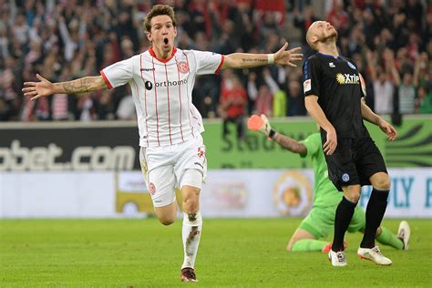 Der wechsel lief nicht ganz rund ab. Fortuna Düsseldorf: Kaufoption bei Raman gezogen