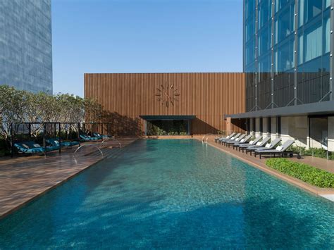 Hotel With Pool And Spa Carlton Hotel Bangkok Sukhumvit