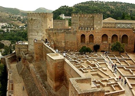 La Alcazaba De MÁlaga Historia Universal Amino