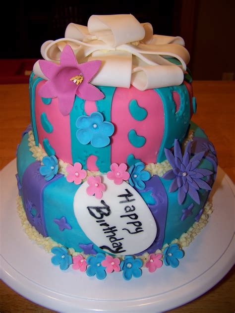▷ this video is showing simple. Nina's Cake Design: June 2011