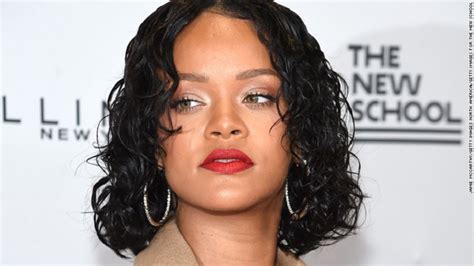 Rihanna Takes On Fat Shamers With The Perfect Meme Loop Png