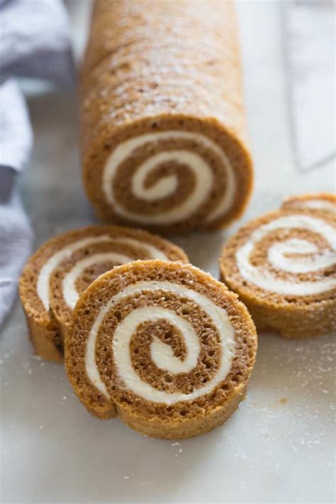 This pumpkin roll recipe is the perfect cake to feature on the thanksgiving dessert table! pumpkin yule log recipe