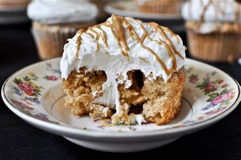 Fluffernutter Cupcakes Recipe How Sweet Eats Desserts Cupcake