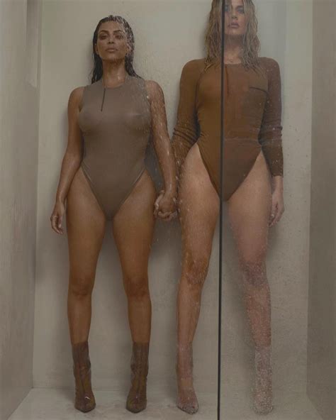 Kim e Khloé Kardashian em cenas provocantes na nova campanha de Yeezy