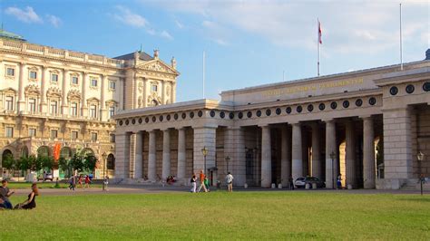 Hofburg Imperial Palace In Vienna Expedia