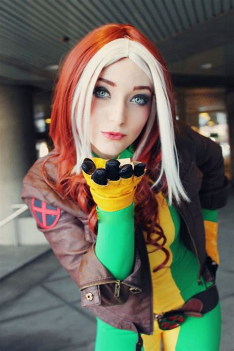 X Men Rogue I Would Rock This Rogue Cosplay Cosplay Marvel Cosplay