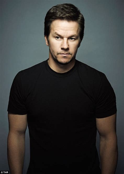 Mark Wahlberg On His 1990s Feud With Leonardo Dicaprio Daily Mail Online