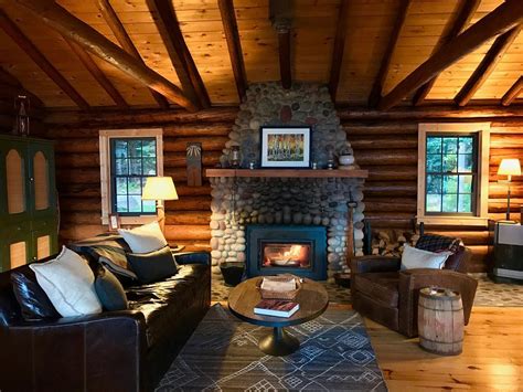 This historic log cabin has been fully restored to retain all its original charm and history of bygone located in lutsen, this cabin is in a rural area and on the beach. Storybook Northwoods Log Cabin on Lake Superior, between ...
